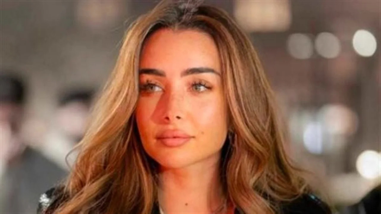 إطلالة شتوية.. سر تصدر هنا الزاهد تريند إنستجرام في شوارع أوروبا